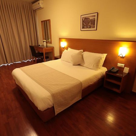 Monteverde Hotel Beit Mery エクステリア 写真