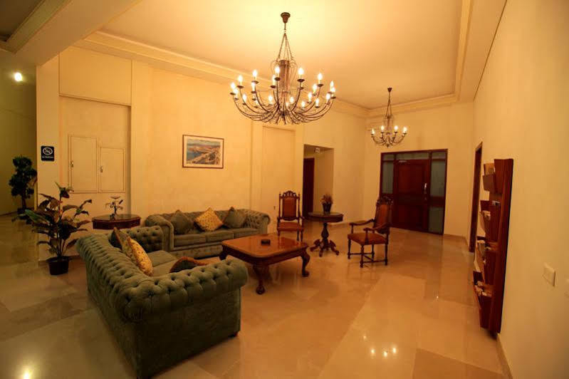 Monteverde Hotel Beit Mery エクステリア 写真